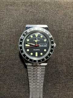 完動品 TIMEX Q TIMEX 復刻 コークベゼル TW2U61300 黒赤 - メルカリ