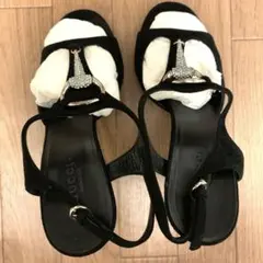 Gucci スエード ハイヒール サンダル ビジューのサムネイル
