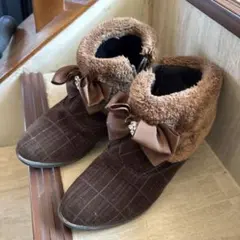 ブラウンファーブーツ リボン付き