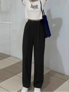 センタープレスストレートパンツ