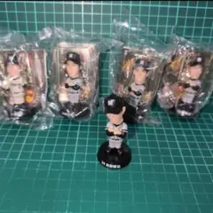 阪神タイガース　首振りフィギュア　金本　矢野　井川　今岡　トイフル　セット