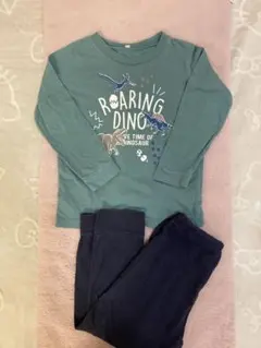 恐竜プリント パジャマセット 110