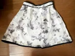 リランドチュール　花柄　フレアスカート