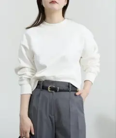IENA 裏毛クロップドプルオーバー ホワイトのサムネイル