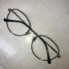 伊達メガネ　レンズなし