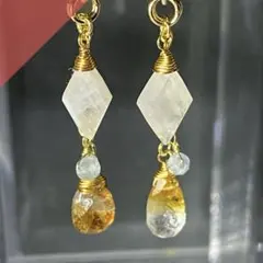 大粒ダブルポイントクォーツピアス　イヤリングに変更可能☺︎ 大粒ダブルポイントクォーツピアス イヤリングに変更可能☺︎ - メルカリ