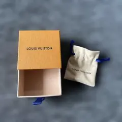 Louis Vuitton ギフト箱とポーチ