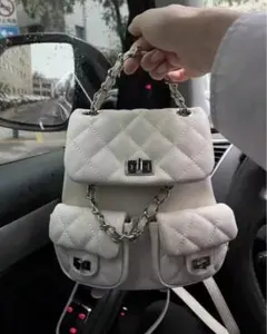 SHEIN キルティング ミニリュック ホワイト