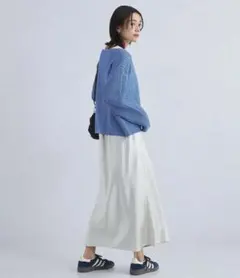 green label relaxing サテンナロースカート M