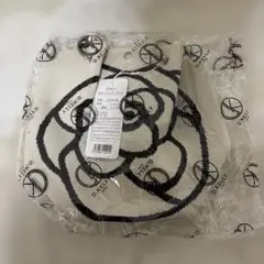 D.KELLY ニットバッグ ミニトートバッグ 花柄 オフホワイト×ブラック