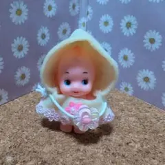 5センチドール　ミニチュアドール服　お出かけケープ