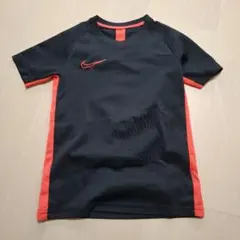 Nike DRI-FIT ブラック/レッド シャツ
