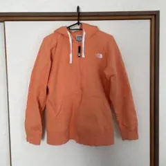 THE NORTH FACE オレンジ パーカー