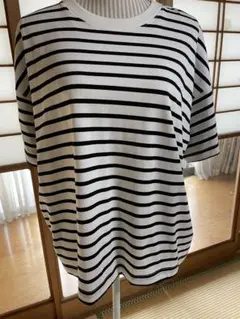 新品　白黒ストライプオーバーサイズTシャツ