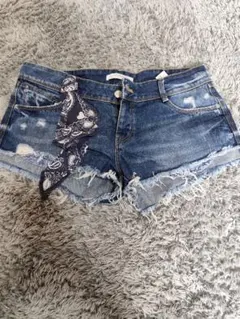 ZARA デニムショートパンツ バンダナ付き