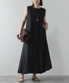 Bonjour Sagan 裾バルーン撥水ノースリワンピース