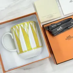 白*影様 HERMES モザイク ヴァンキャトル マグカップ - メルカリ