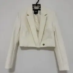 ZARA クロップド丈 ジャケット ホワイト Sサイズのサムネイル