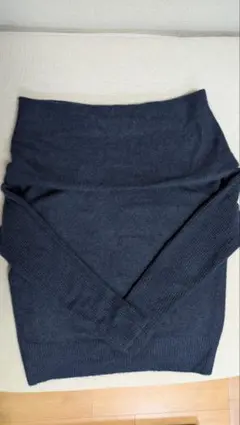 ZARA ネイビー オフショルダー 長袖ニット Sサイズ