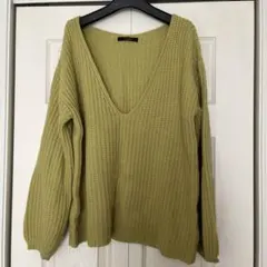 W closet Vネックセーター