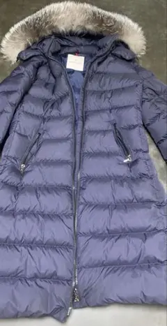 MONCLER ダウンジャケット ファー付き ネイビーのサムネイル
