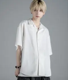 【美品】ADRER ハイブリッドルーズ 半袖シャツ ホワイト XXSサイズのサムネイル
