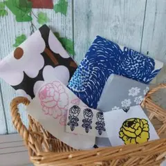 生地・はぎれ(マリメッコ73)♪