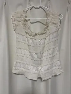 ヴィンテージ　アイボリー フリル レース オフショルダートップス