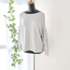 美品❗️上品【ティネス Tines】ラメニット シルバーグレー ボリューム袖