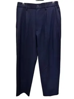 UNIQLO ユニクロ タックテーパードパンツ ワイドフィット　アンクル丈のサムネイル