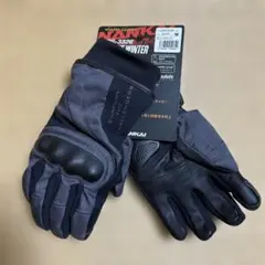 Item thumbnail for item a4d20b36-edbd-480c-8dd8-3a8ae51f9ef4