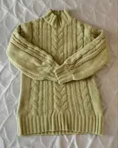 ケーブル編み ハイネックセーター S ライトグリーン