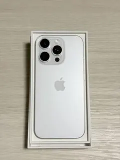 iPhone 16 pro 256GB ホワイトチタニウム 未開封 - メルカリ