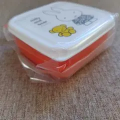 Item thumbnail for item fd886380-d58a-4390-9c8b-1d924350a71e