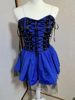 青のレースアップフレアドレス