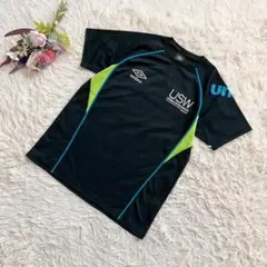 『umbro』　Ｔシャツ　スポーツウェア　半袖　ロゴ　ライン　トレーニング　Lのサムネイル