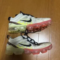 Nike VaporMax ホワイト/イエロー/レッド