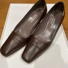 テストーニ　パンプスのサムネイル