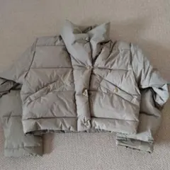 カーキグレー　ダウンジャケット ショート丈