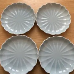 水色の波型磁器皿4枚セット