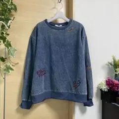 新品タグ付き★デニムブルー刺繍トレーナー