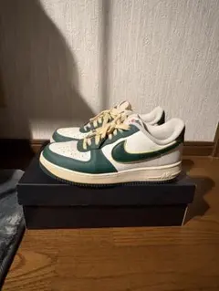 Nike Air Force 1 ホワイト/グリーン 9.5