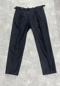 サスペンダーボタン