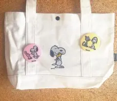 PEANUTS 70th Anniversary 刺繍トートバッグ　缶バッジのサムネイル