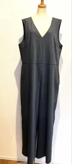 ユニクロUNIQLO オールインワン　グレー　サロペット　つなぎ　XXL