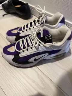 NIKE AIR MAX TRIAX　ナイキ エア トライアックス（紫）
