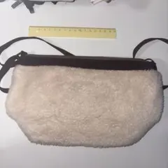 LBC フリース　ショルダーバッグ ベージュのサムネイル