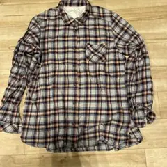 美品　earth music &ecologyコットンチェックシャツ