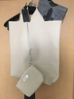 ALBERTO BONI(アルベルトボニー) トートバッグ ポーチ付 新品未使用