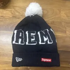 Supreme ポンポン付きニット帽 ブラック - メルカリ
